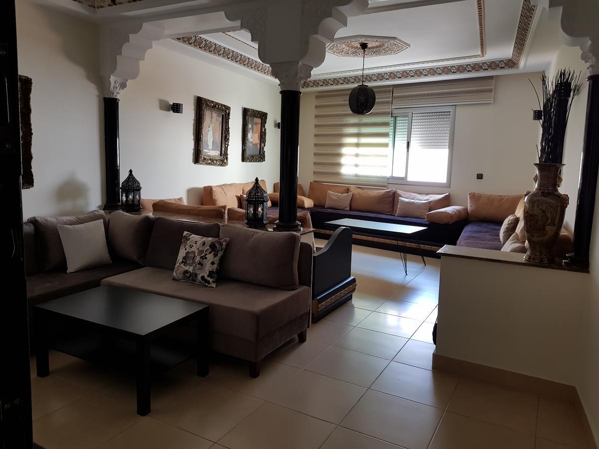 Fnideq Seaside Apartment Esterno foto