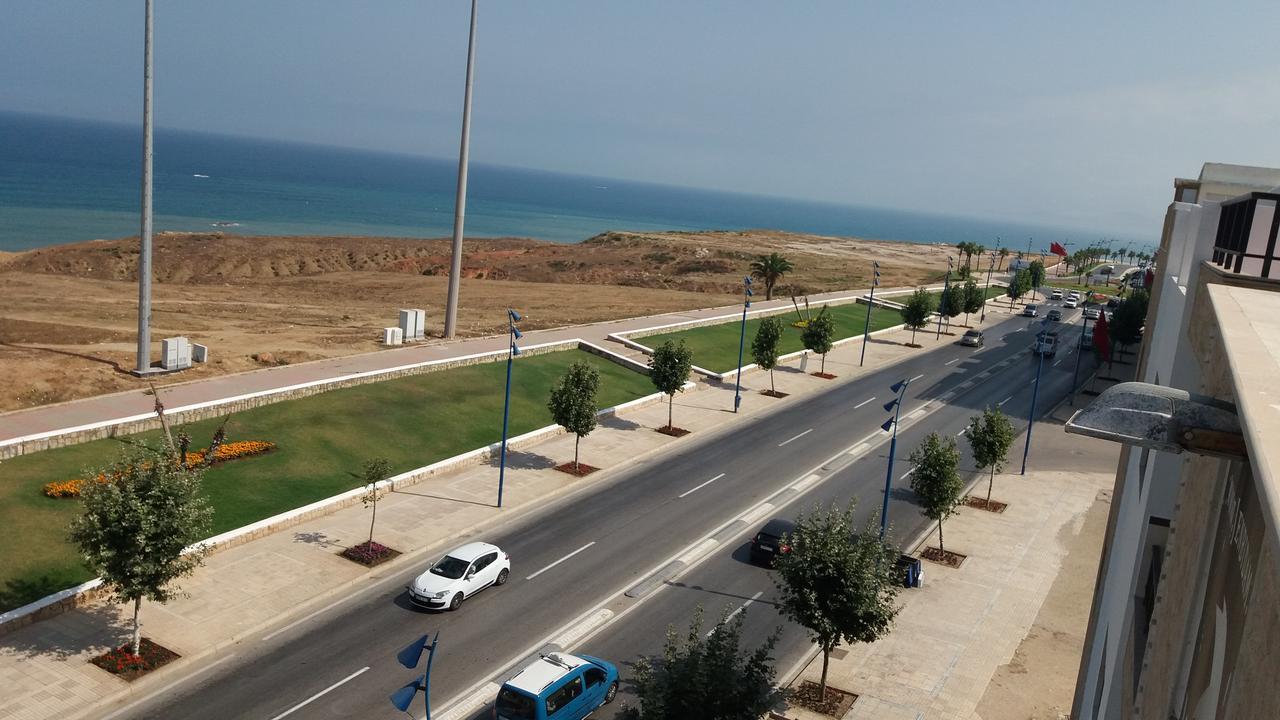 Fnideq Seaside Apartment Esterno foto
